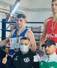 VIDEO! Medalie de argint pentru boxul reșițean la Cupa României