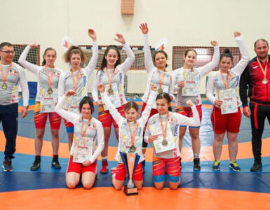 Luptătorii reșițeni, patru medalii la Cupa României U15